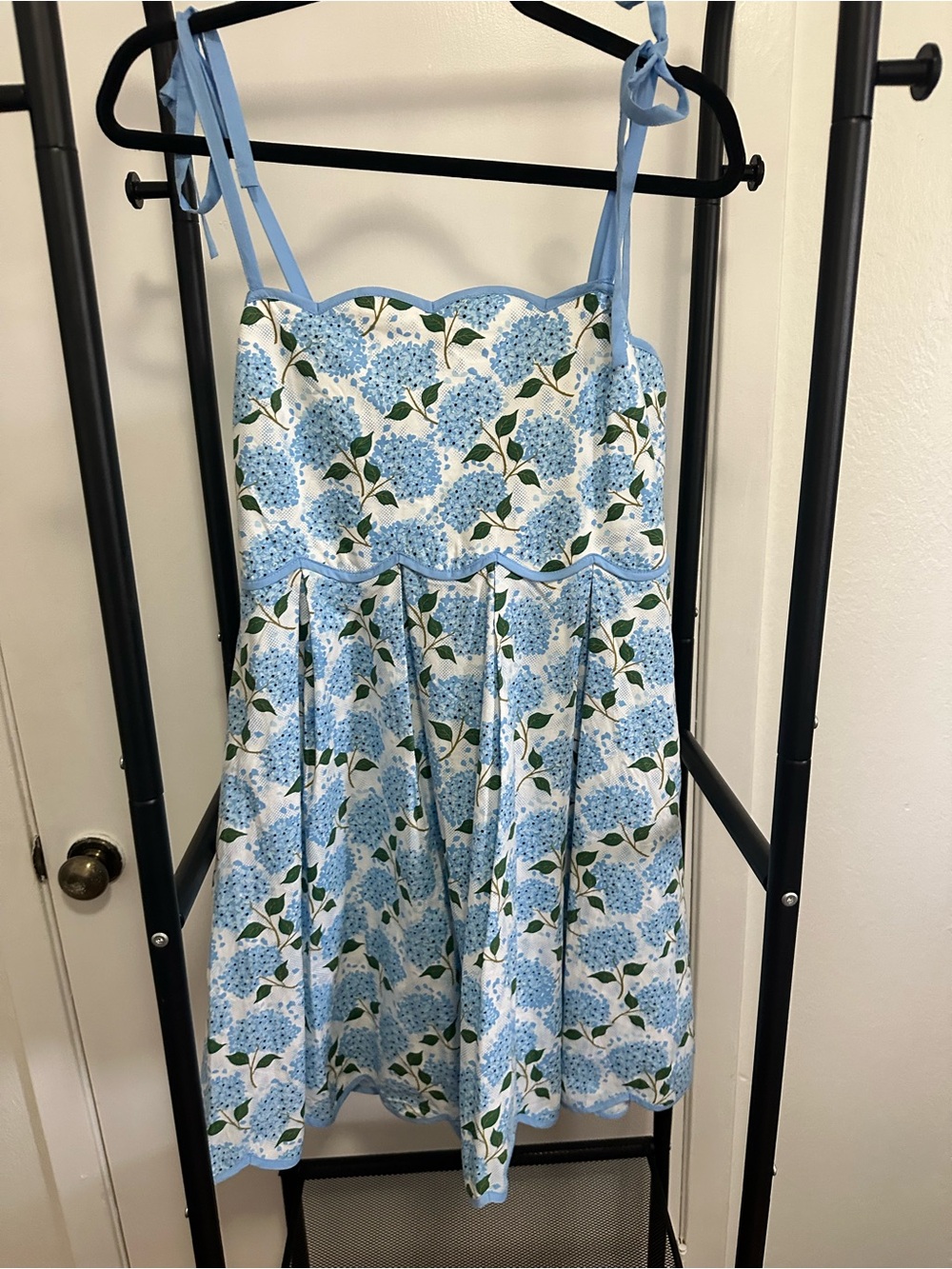 Entro Blue Hydrangea Floral Midi Dress M NWT